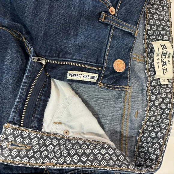 Ariat Perfect Rise Rosa Boot Jean - Picture 6 of 7